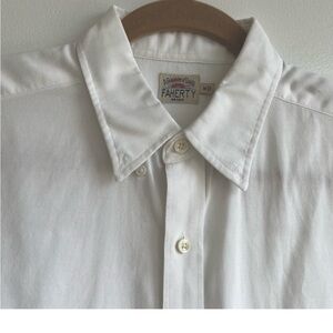 Faherty men’s white button down shirt